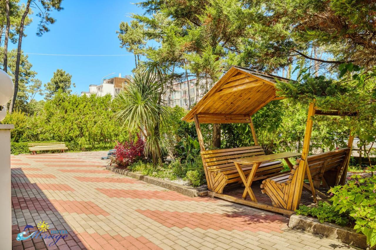 Mirage Hotel Sekvetili Kültér fotó